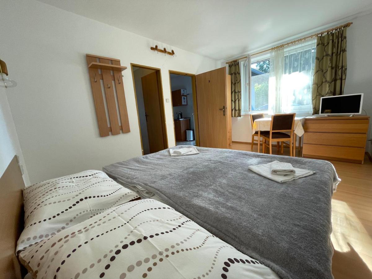 Privat Hotos Liptovsky Mikulas Exterior foto