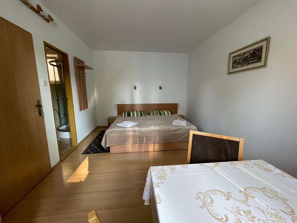 Privat Hotos Liptovsky Mikulas Exterior foto